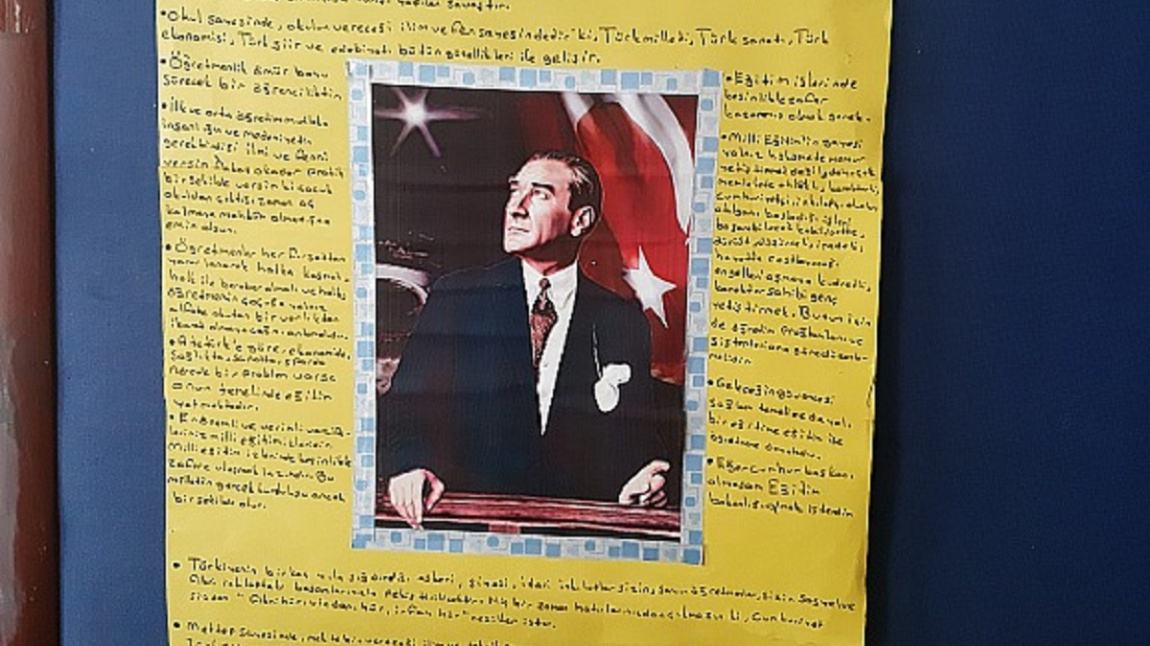 Gazi Mustafa Kemal Atatürk'ün Hayatı İçerikli Pano Çalışması Düzenlendi.