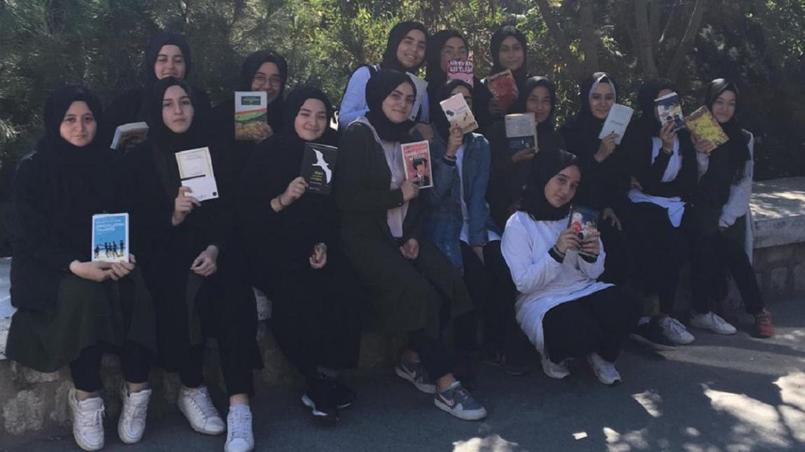 İstanbul'u Okuyorum Projesi Kapsamında Okuma Etkinliğimizi Gerçekleştirdik!