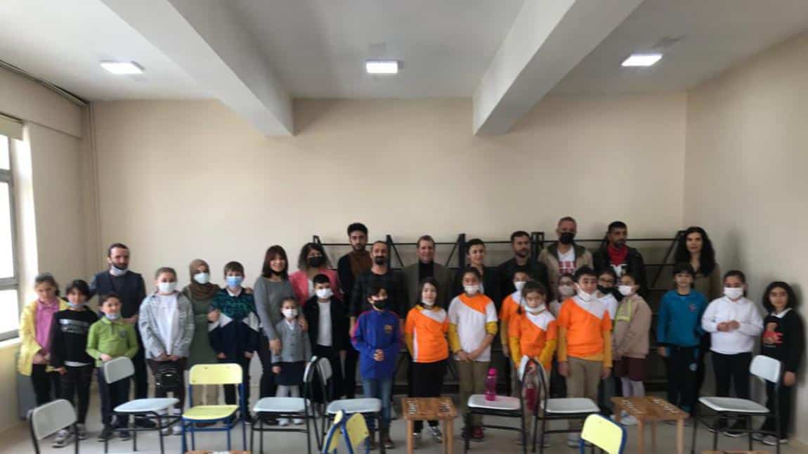 4.Türkiye Akıl ve Zeka Oyunları Turnuvası İlçe Seçmeleri Okulumuz Ev Sahipliğinde İlkokul ve Ortaokul Kademeleri Müsabakaları ile Tamamlandı.
