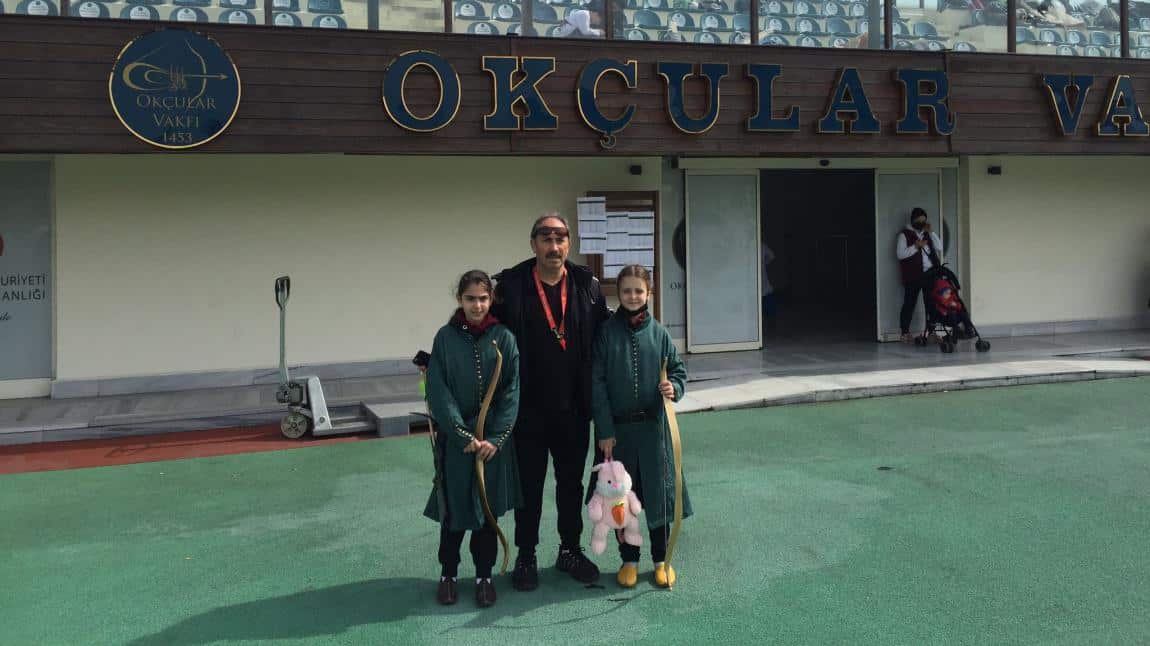 Geleneksel Okçuluk İstanbul Şampiyonasında İstanbul Şampiyonu ve İstanbul 5. Olan Öğrencilerimizi Başarılarından Ötürü Tebrik Ederiz