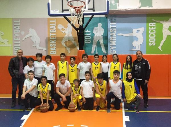 Hami Projesi Kapsamında Kardeş Okul Biltes Koleji ile Gerçekleştirilen Basketbol Maçında Dostluk Kazandı.