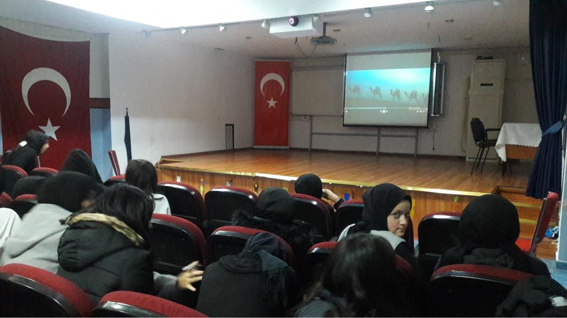 '' Sevgi Tüm Engelleri Aşar '' Sinema Etkinliğimizi Gerçekleştirdik.